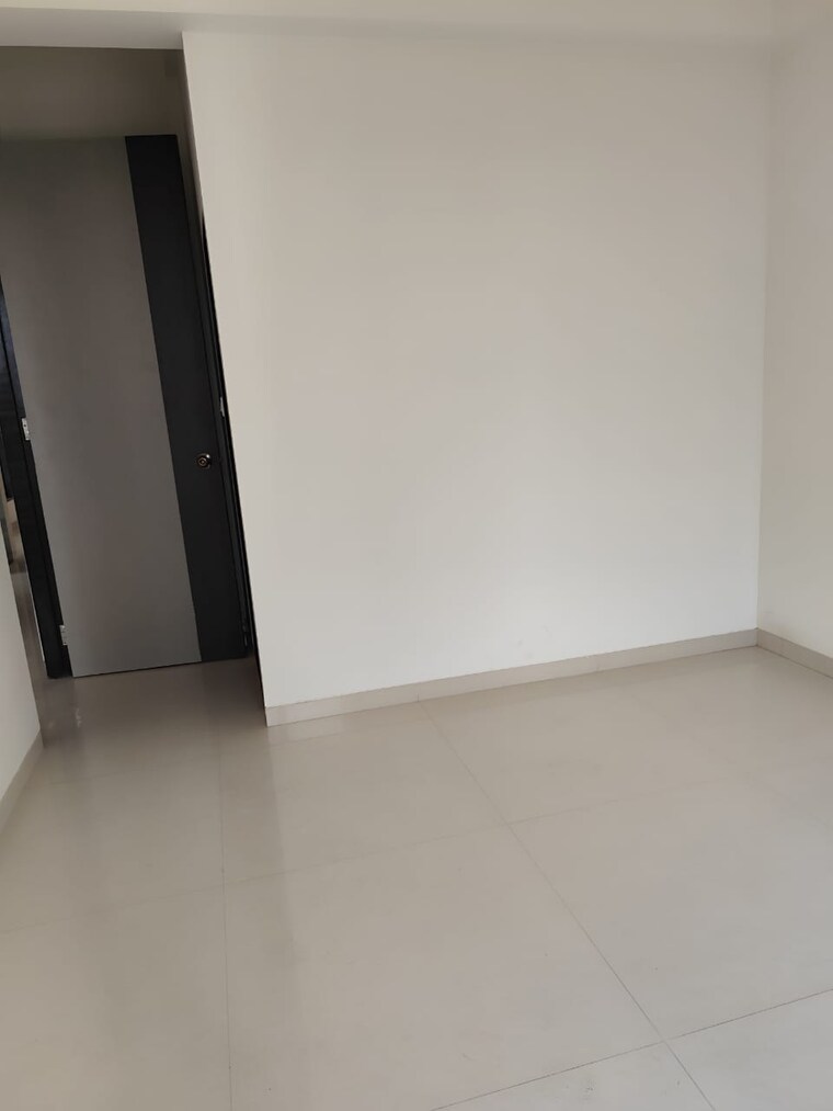 Room, kandivali west 1 Bedroom 621 Sq.Ft. Apartment In Kandivali West Mumbai 9325782