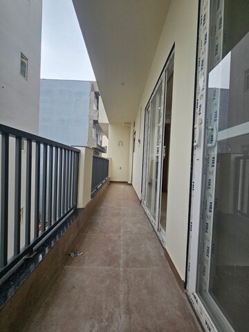 Balcony in 3 BHK Builder Floor at Ameya Sapphire 57, Sector 57 – for Rent