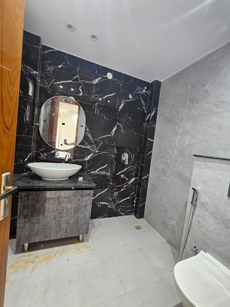 undefined, ameya-sapphire-57 3 Bedroom 1650 Sq.Ft. Builder Floor In Sector 57 Gurgaon 9325809