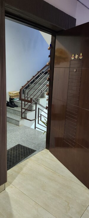 Staircase in 3 BHK Builder Floor at AEZ Aloha, Sector 57 – for Rent