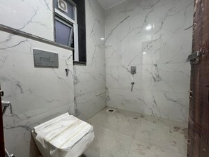 Bathroom in 3 BHK Builder Floor at M3M Atrium, Sector 57 – for Rent