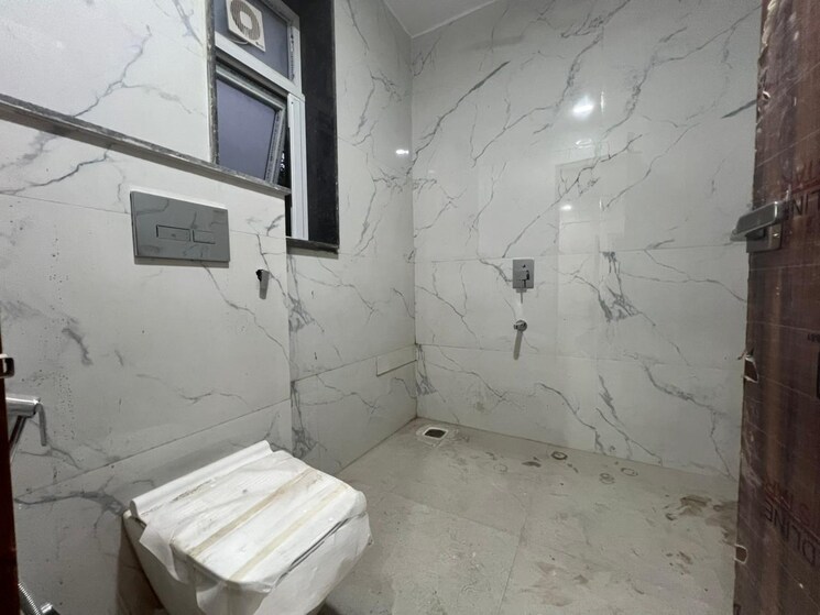 Bathroom, m3m-atrium 3 Bedroom 1550 Sq.Ft. Builder Floor In Sector 57 Gurgaon 9325826