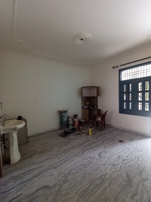2 BHK Independent House For Rent in Sector 16