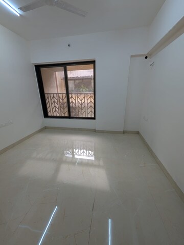 Bedroom in 3 BHK Apartment at Majestic Amarjyoti CHS, Chembur – for Rent