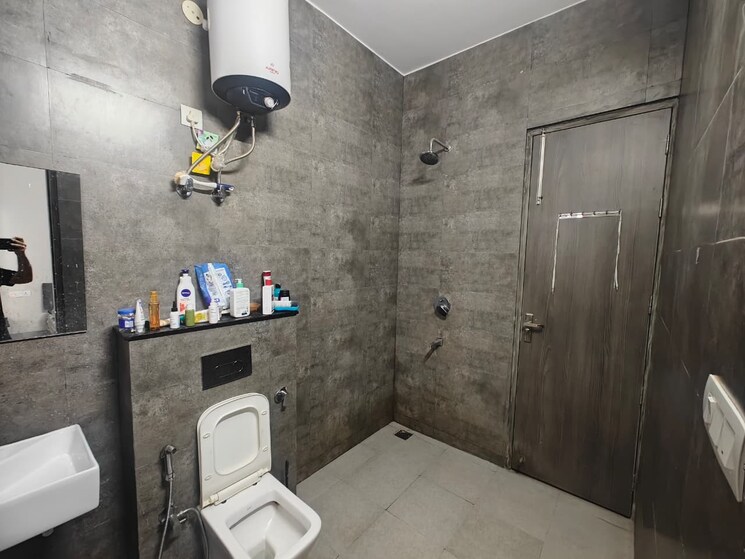 Bathroom, ardee-city 2 Bedroom 1610 Sq.Ft. Independent House In Sector 52 Gurgaon 9325865