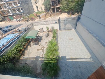 Balcony in 2 BHK Independent House at Ardee City, Sector 52 – for Rent
