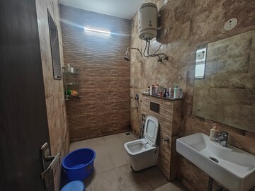 Bathroom in 2 BHK Independent House at Ardee City, Sector 52 – for Rent