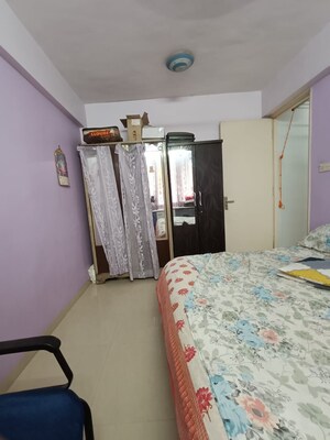 Bedroom in 2 BHK Apartment at Kukreja Sai Deep, Chembur – for Rent