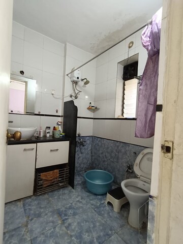Bathroom in 2 BHK Apartment at Kukreja Sai Deep, Chembur – for Rent