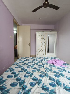 Bedroom in 2 BHK Apartment at Kukreja Sai Deep, Chembur – for Rent