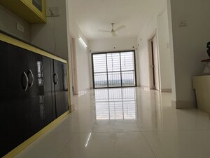Room in 3 BHK Apartment at DTC Southern Heights, Joka – for Rent