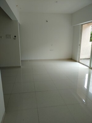 Furnished Amenities in 3 BHK Apartment at Puranik Abitante, Bavdhan – for Sale