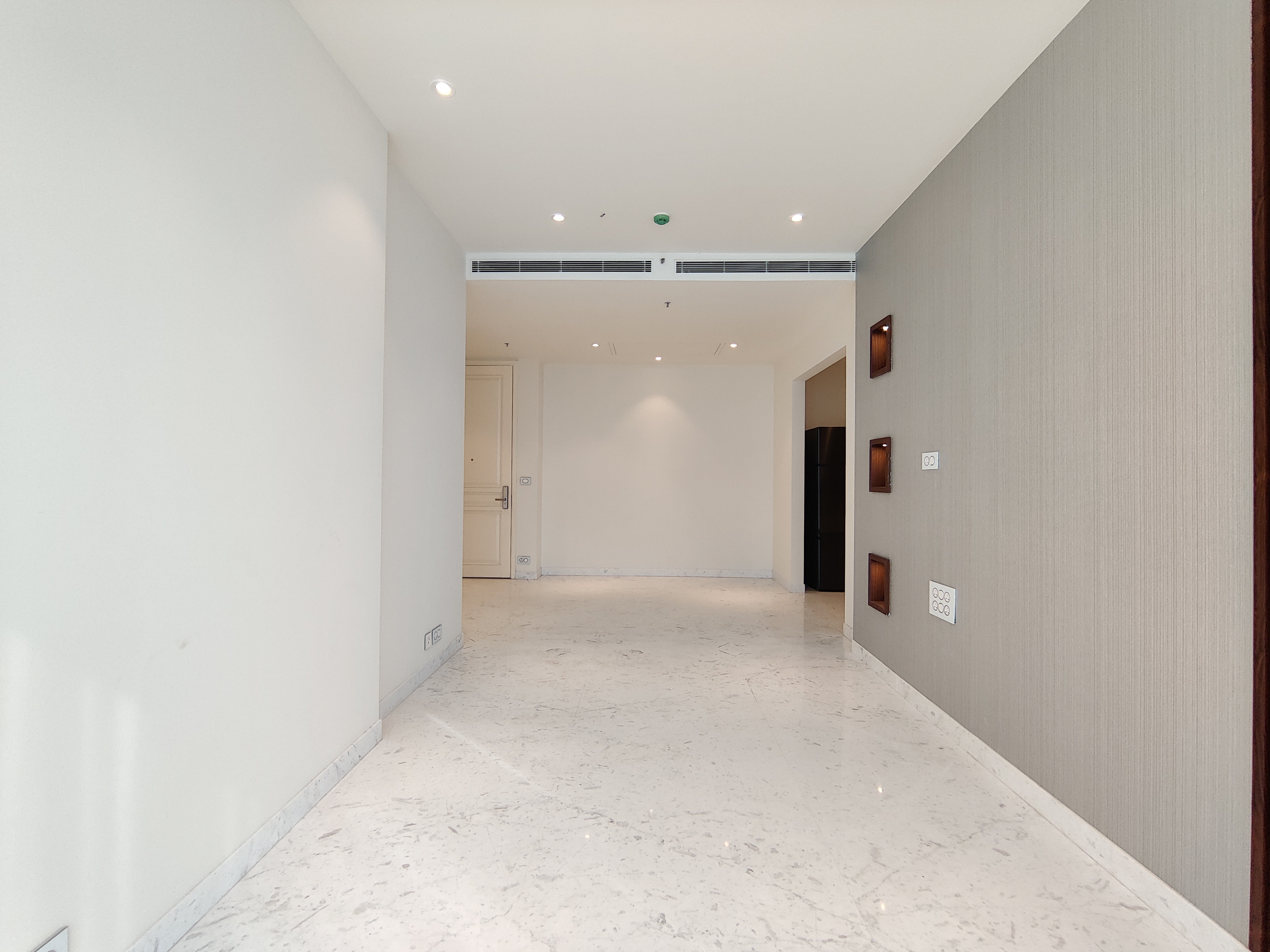 1 BHK 1173 Sq.Ft. Apartment in Bhartiya Leela Residences