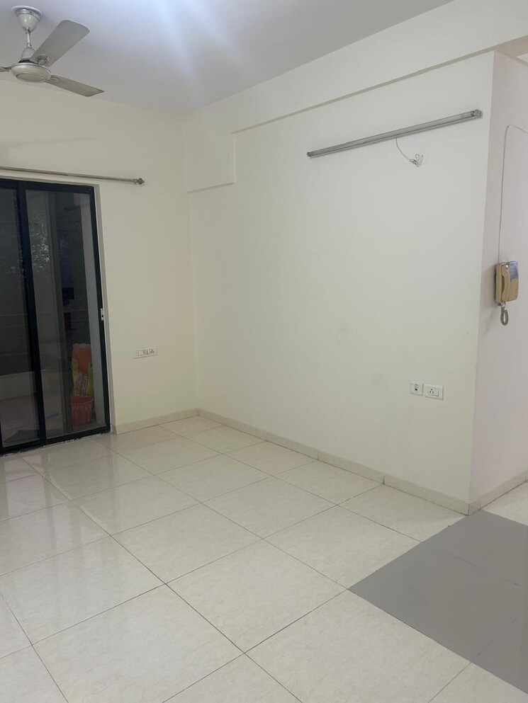 Room, new-front-anjor 2.5 Bedroom 1600 Sq.Ft. Apartment In Baner Pune 9325890