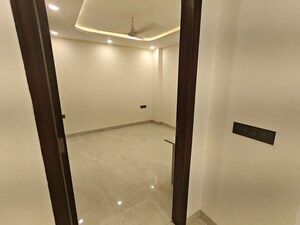 Bathroom in 3 BHK Builder Floor at Sultanpur – for Rent