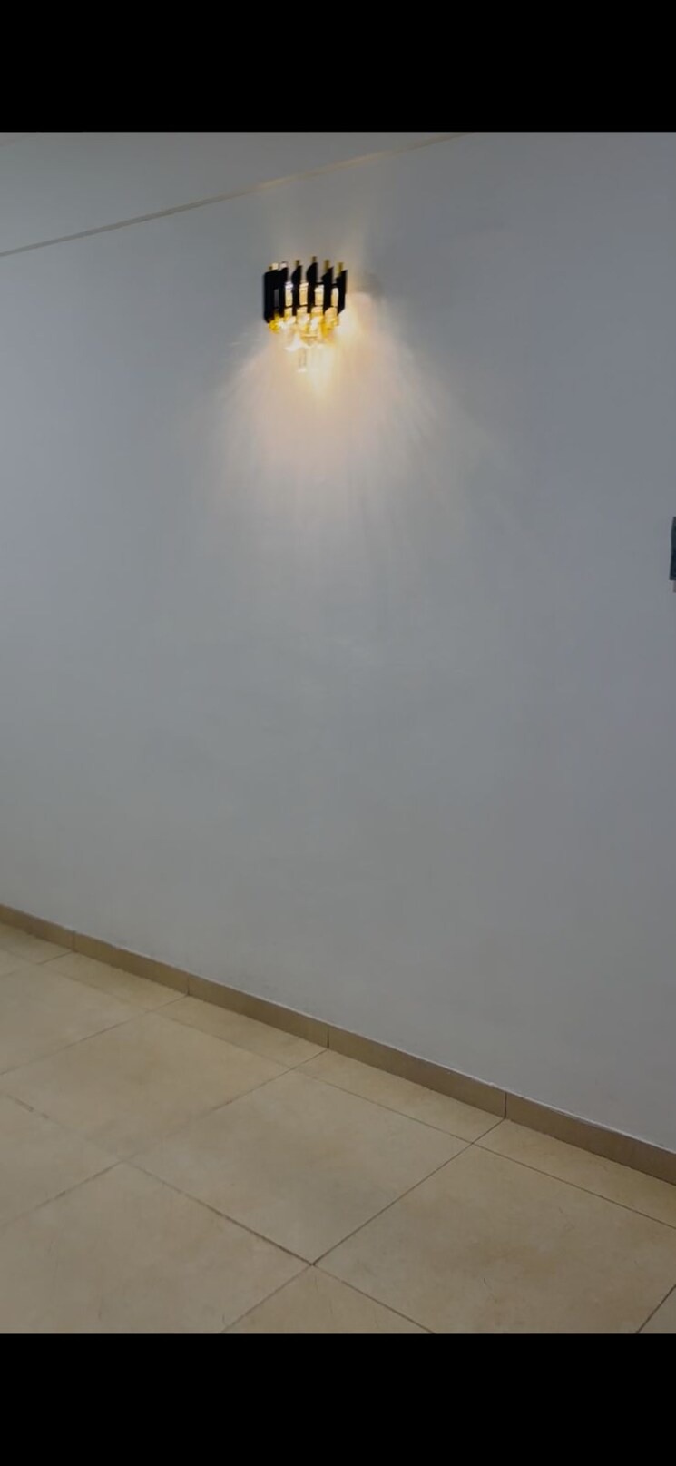 Room, sushma-valencia 3 Bedroom 2250 Sq.Ft. Apartment In International Airport Road Zirakpur 9325915