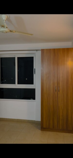 Room in 3 BHK Apartment at Sushma Valencia, International Airport Road – for Rent