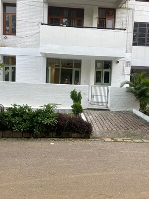 2 BHK Apartment For Sale in Sector 43