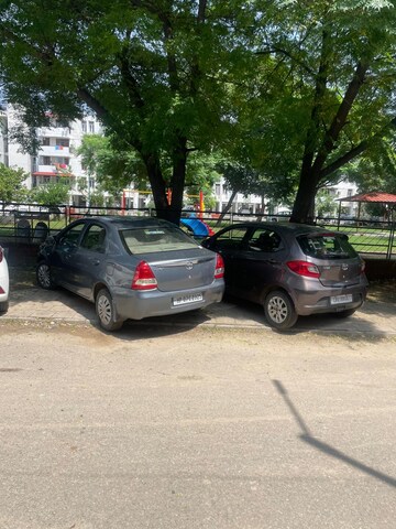 Parking in 2 BHK Apartment at Sector 43 – for Sale