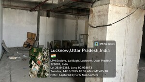   Office Space at RD Square One, Hazratganj – for Rent