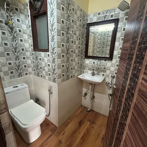 Bathroom in 1 BHK Builder Floor at Kotla Mubarakpur – for Rent