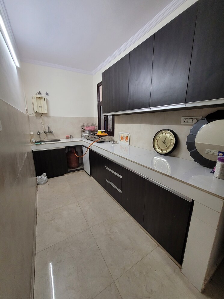 Kitchen, dilshad colony 4 Bedroom 1800 Sq.Ft. Builder Floor In Dilshad Colony Delhi 9325979