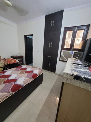 Master Bedroom in 4 BHK Builder Floor at Dilshad Colony – for Sale