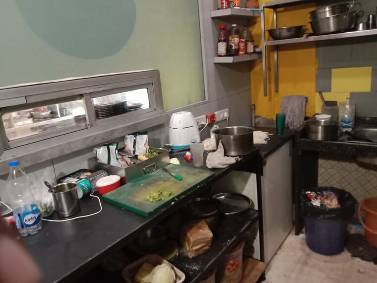 Kitchen, katora talab Commercial Shop 450 Sq.Ft. In Katora Talab Raipur 9326007