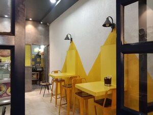 Staircase in  Shop at Katora Talab – for Rent