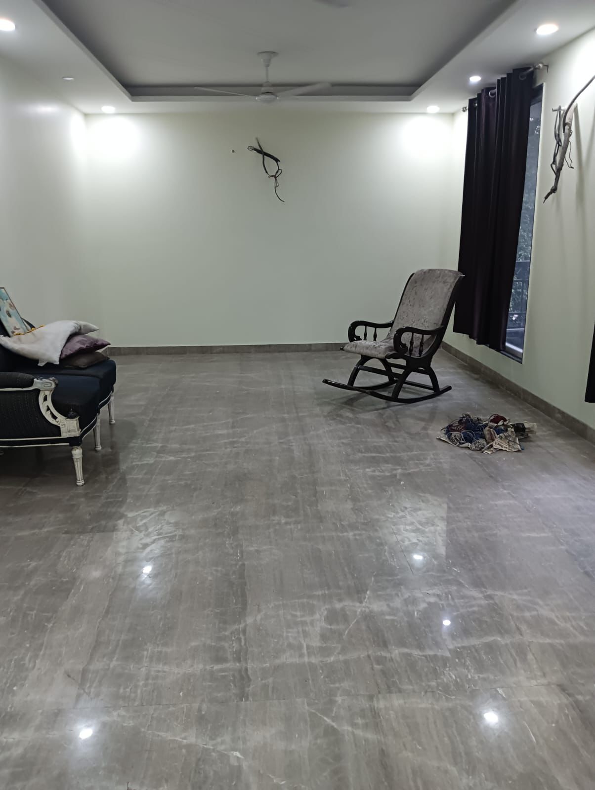 4 BHK + Servant Room Builder Floor For Rent in Friends Colony