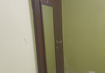 3.5 BHK Apartment at Mayur Vihar – for Rent
