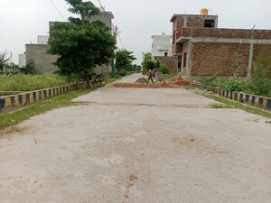  Plot – Exterior View View at Gwalior Road - for Sale