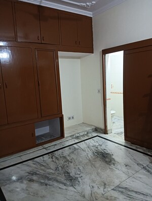 1 BHK Builder Floor For Rent in Lajpat Nagar I