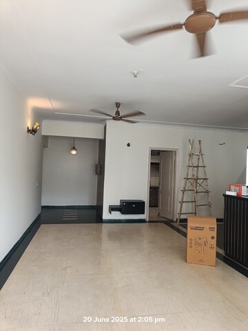 Room in 3 BHK Apartment at Bestech Park View City 2, Sector 49 – for Sale