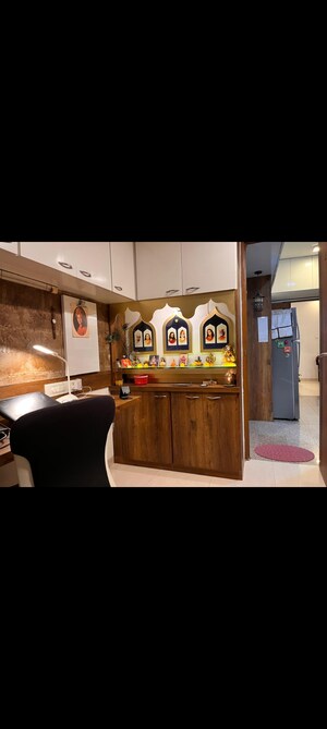 Bedroom in 3 BHK Apartment at Thane West – for Rent