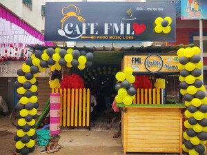  Shop For Rent in Gomti Nagar