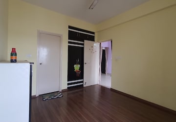 Room in 2 BHK Apartment at Whitefield – for Rent