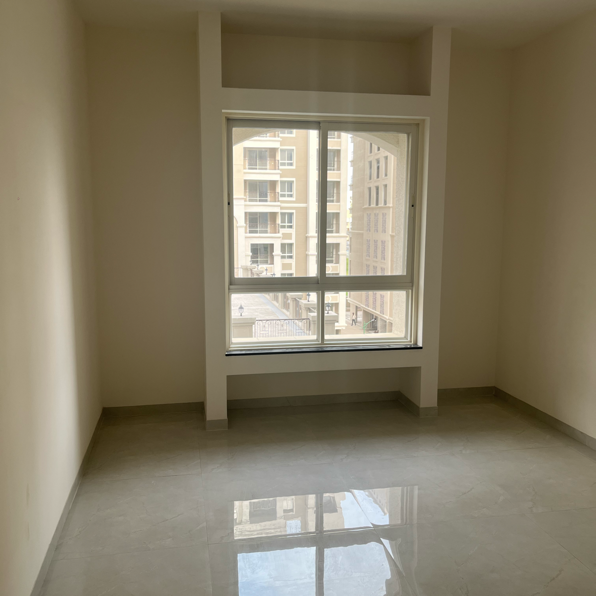 1.5 BHK Apartment For Sale in Nyati Evita