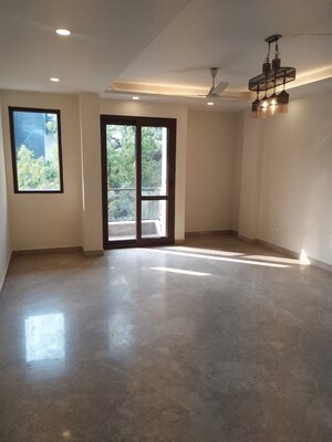 Living Room in 3 BHK Builder Floor at Greater Kailash ii – for Rent