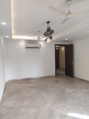 Living Room in 3 BHK Builder Floor at Greater Kailash ii – for Rent