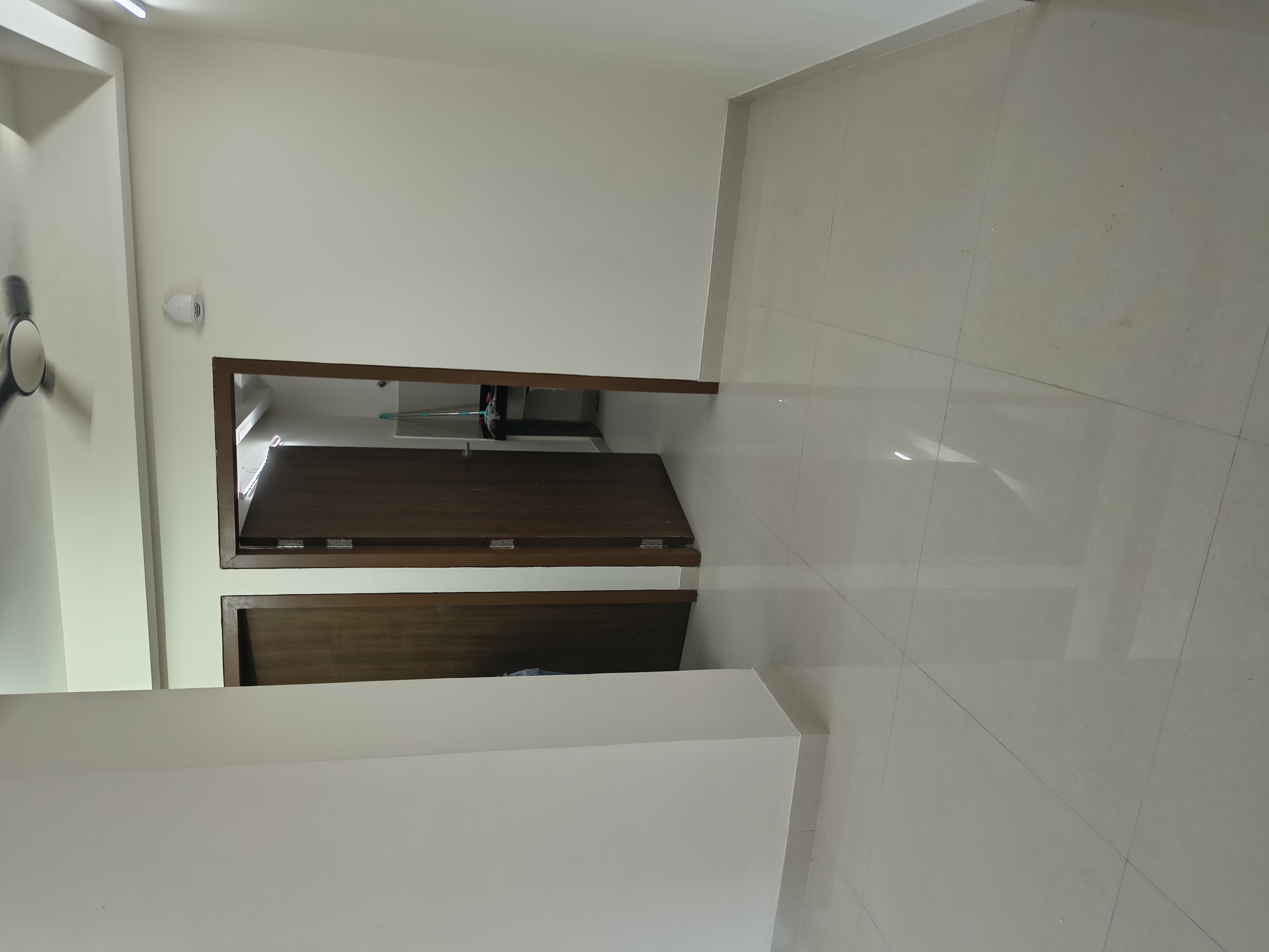 2 BHK + Pooja Room Apartment For Rent in Prabha Mandir CHS