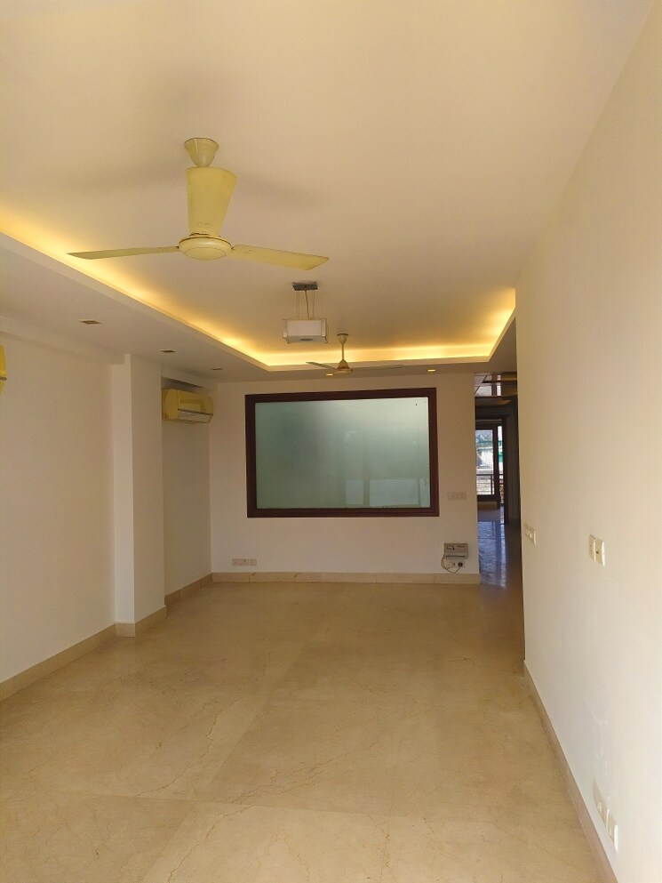 Living Room, greater kailash i 3 Bedroom 2000 Sq.Ft. Builder Floor In Greater Kailash I Delhi 9326180