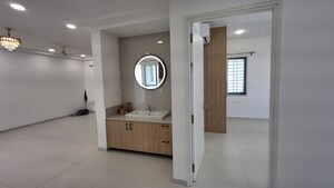 Room in 3 BHK Apartment at Jayabheri The Nirvana, Gopanpally – for Rent