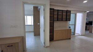 Room in 3 BHK Apartment at Jayabheri The Nirvana, Gopanpally – for Rent