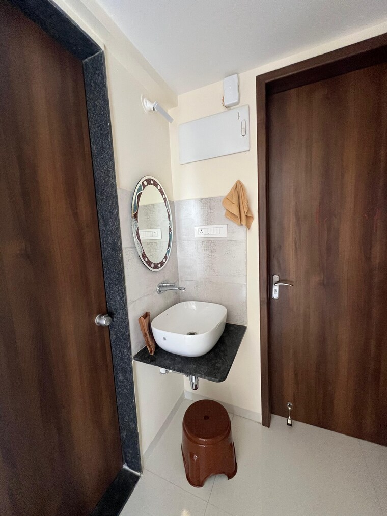 Bathroom, bhaktamar-residency 1 Bedroom 600 Sq.Ft. Apartment In Wadgaon Sheri Pune 9326205