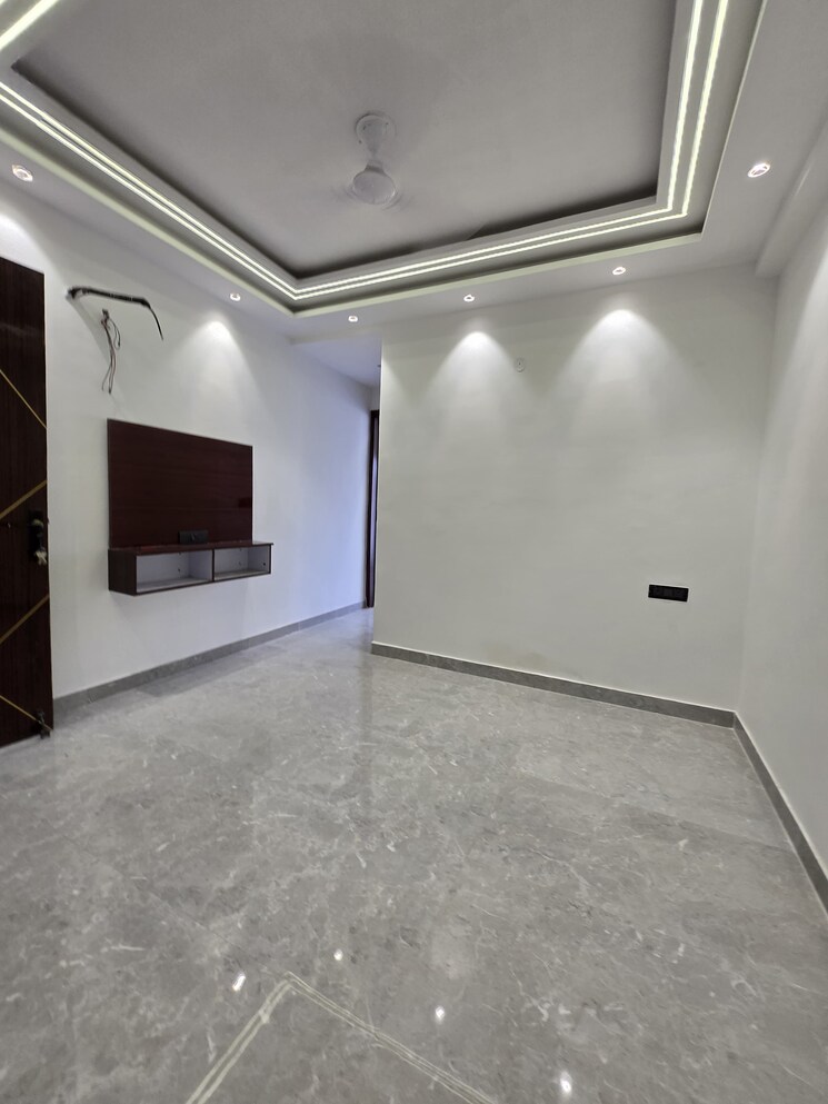 Room, palm-residency-chhatarpur 1 Bedroom 500 Sq.Ft. Builder Floor In Chattarpur Delhi 9326231