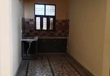 Bedroom in 2 BHK Independent House at Sector 18 – for Rent