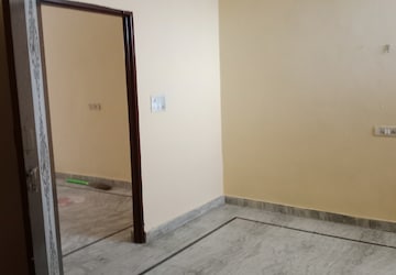 Room in 2 BHK Independent House at Sector 18 – for Rent