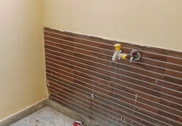 Furnished Amenities in 2 BHK Independent House at Sector 18 – for Rent