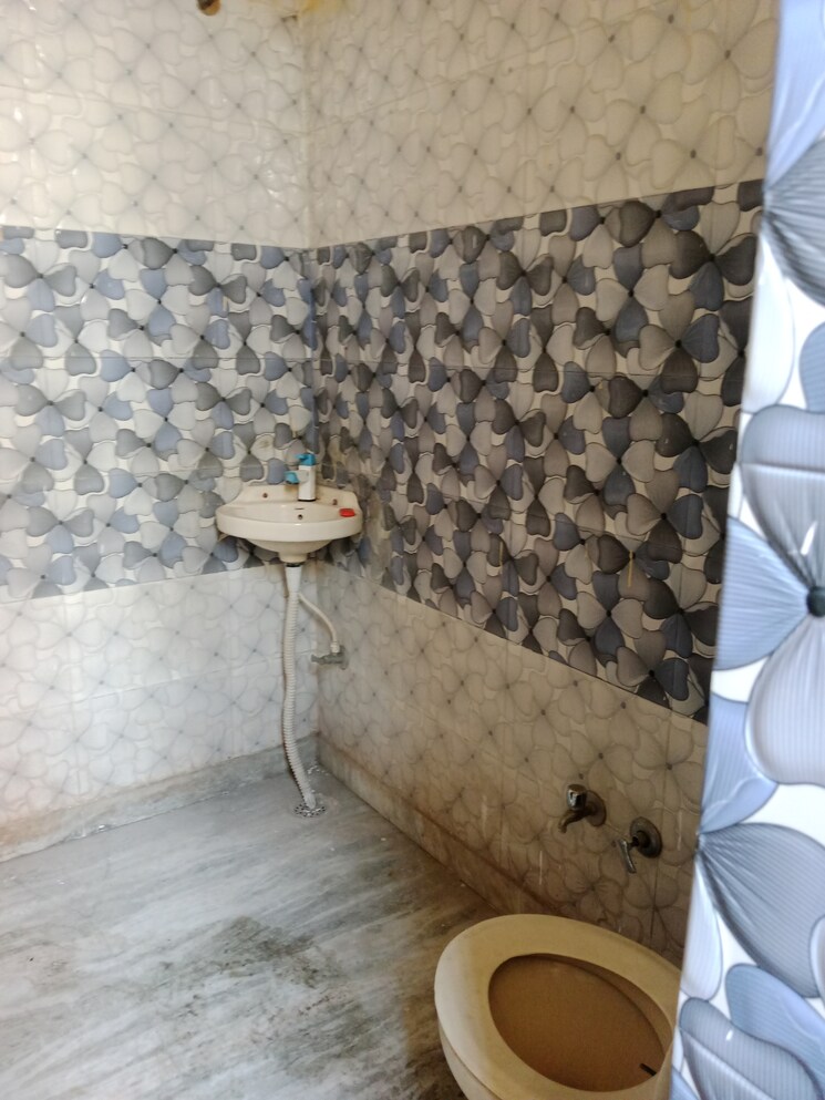 Bathroom, sector 18 2 Bedroom 810 Sq.Ft. Independent House In Sector 18 Panipat 9326247